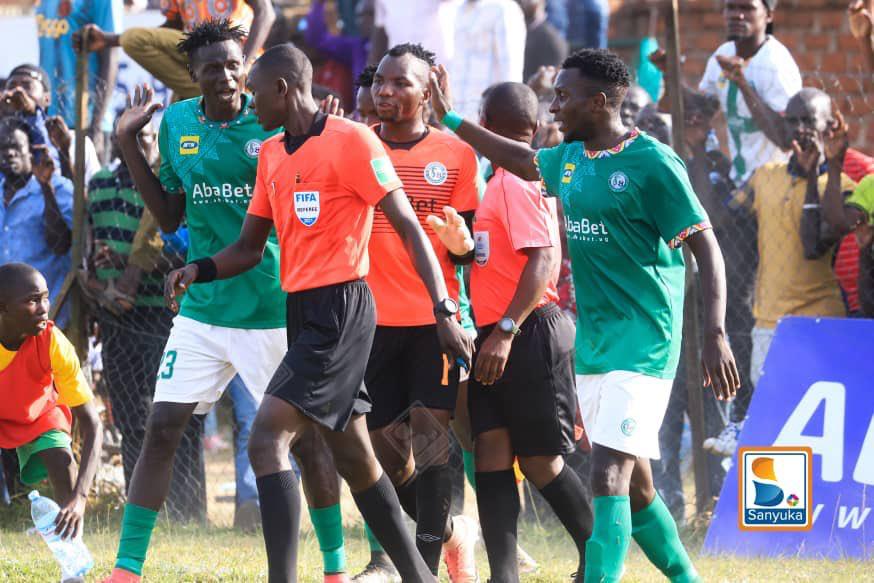 You are currently viewing Onduparaka, referee Madanda admonished for violence in abandoned game