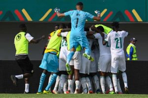 Read more about the article Senegal edge Zimbabwe through Mane’s late penalty